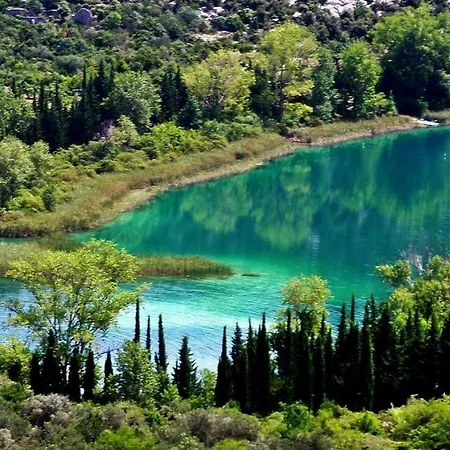 アパート Galic プロチェ